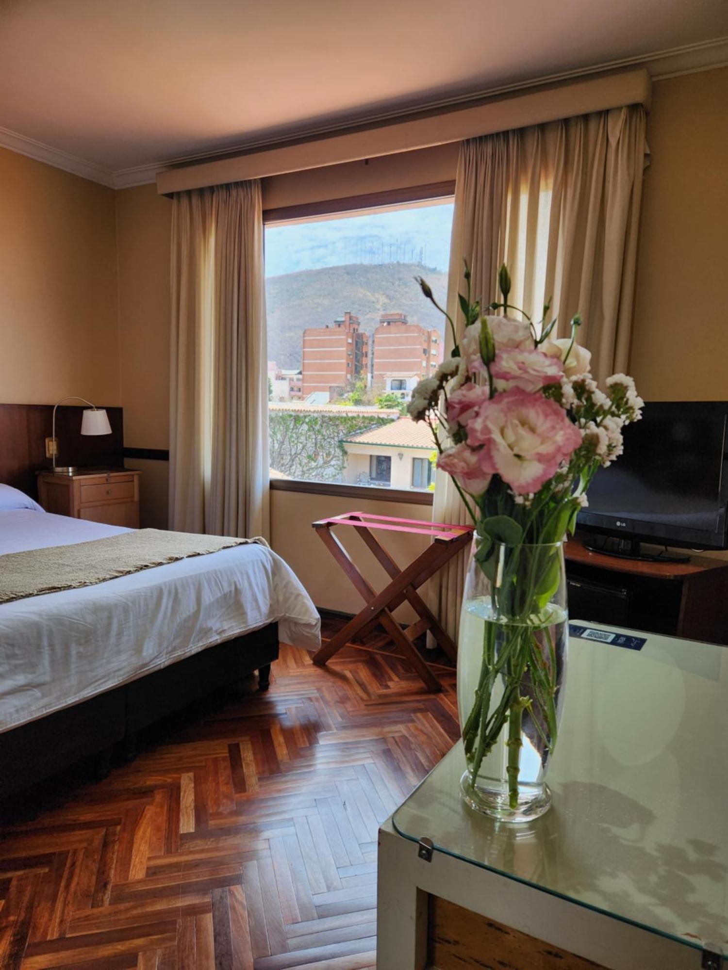 Hotel Boutique La Candela Salta Dış mekan fotoğraf